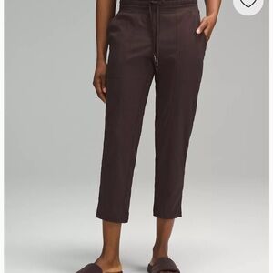 Lululemon dance studio mid rise cropped pant